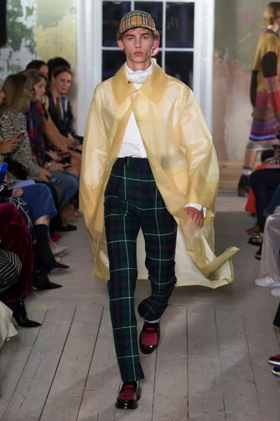 Look 76